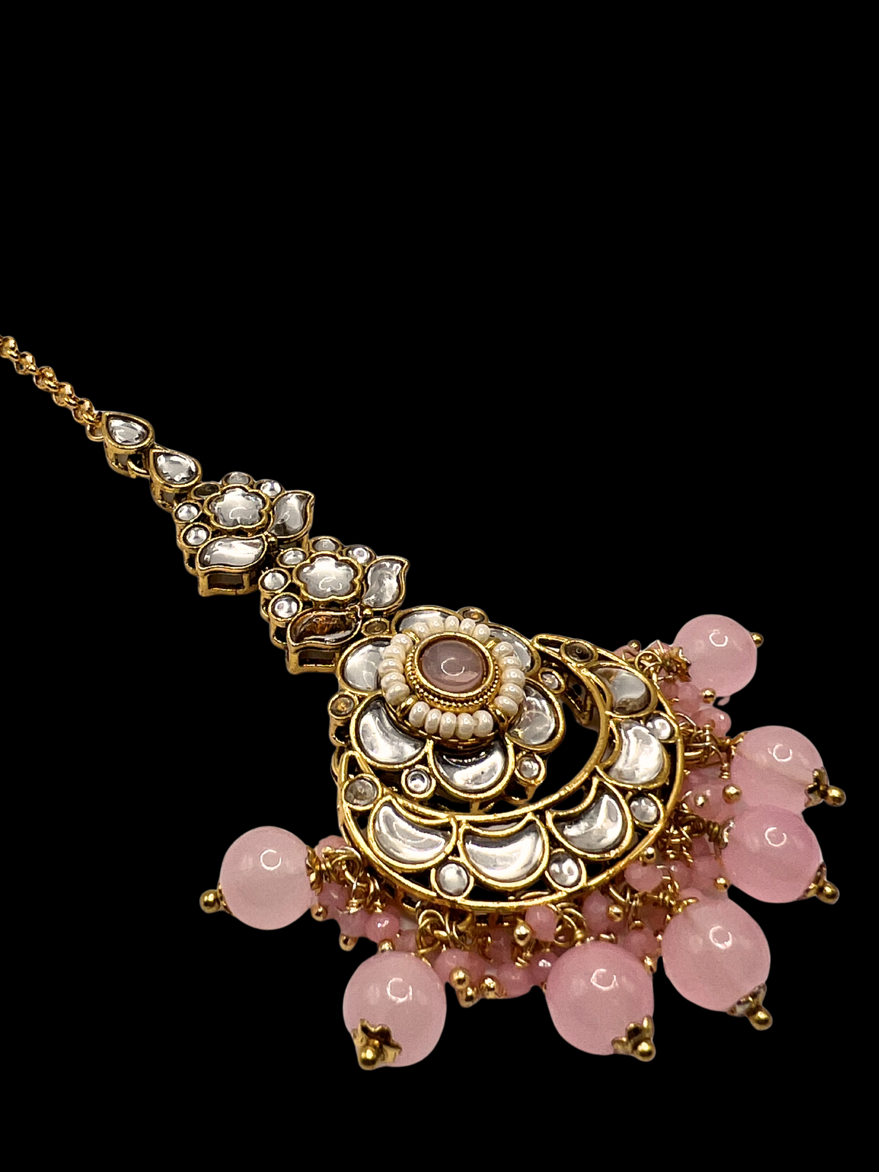 Roselight Choker Set